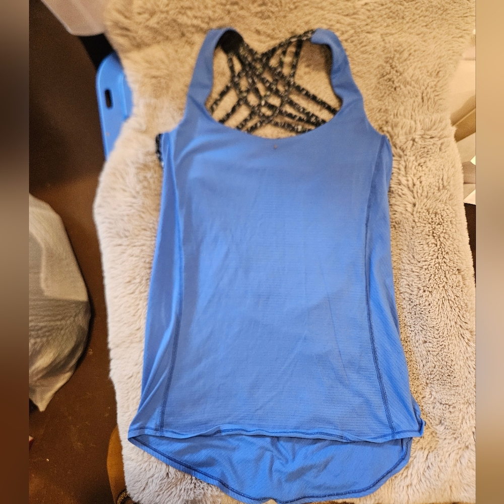 Lululemon Wild Tank Size 6